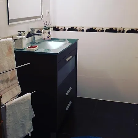 Porta 7 Apartment *